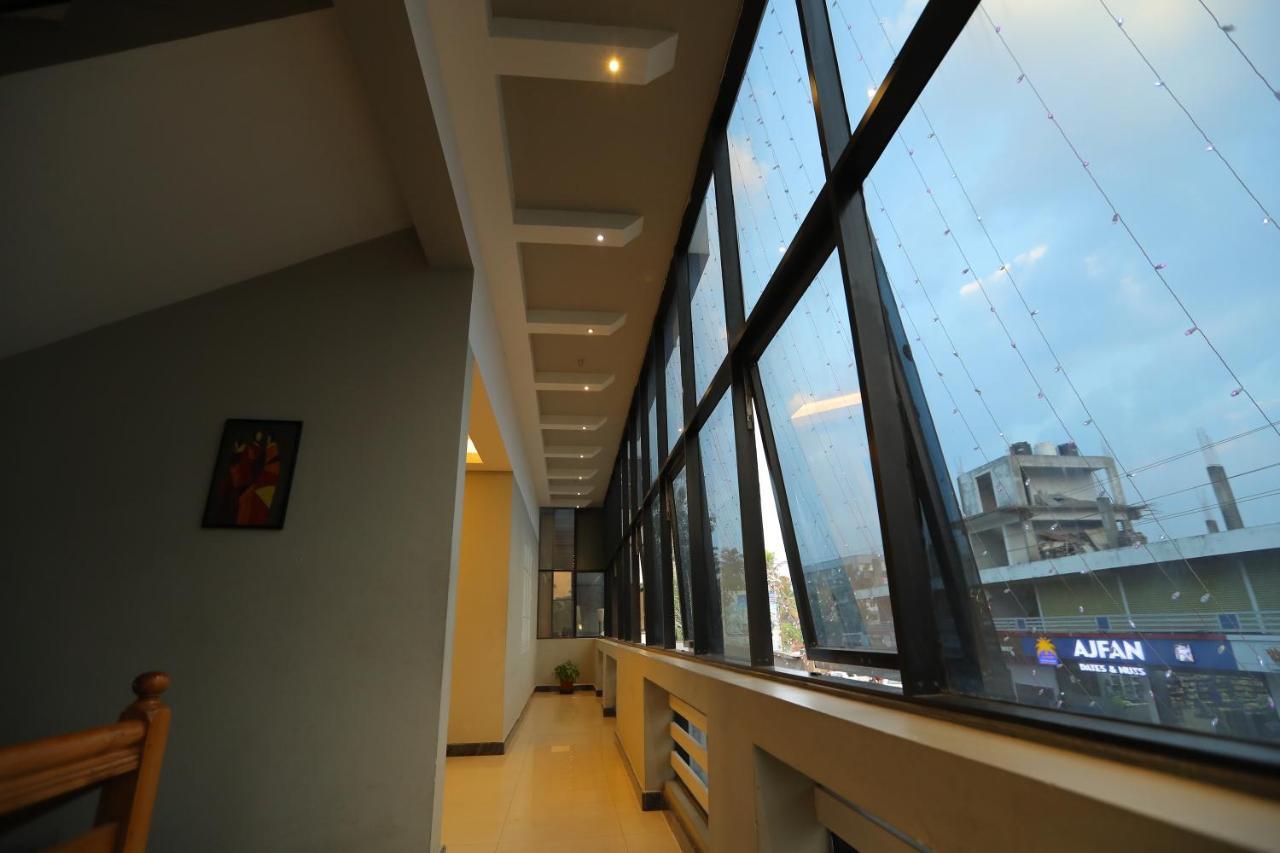 Sapphire Inn نيدومباسيري المظهر الخارجي الصورة